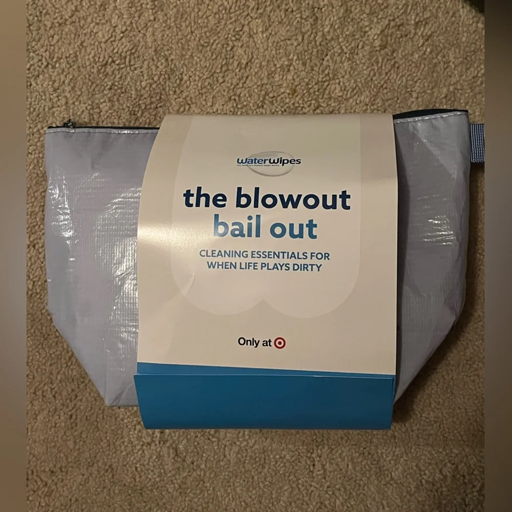 Water wipes 'The Blowout Bail Out'